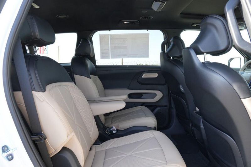 New 2027 Kia Telluride Hybrid EXImage 12
