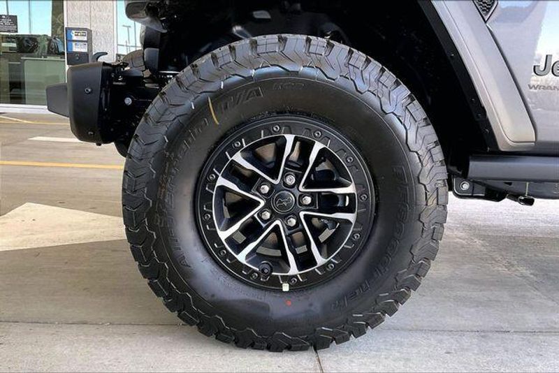 New 2026 Jeep Wrangler 4-door Moab 392Image 10