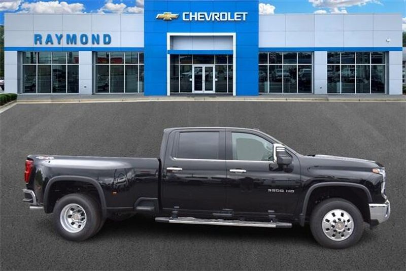 New 2025 Chevrolet Silverado 3500HD LTZImage 2