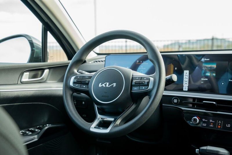 Used 2026 Kia K5 LXSImage 16