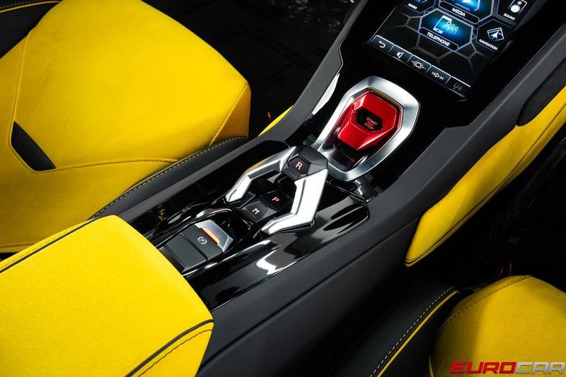 2022 Lamborghini Huracan EVO Image 31