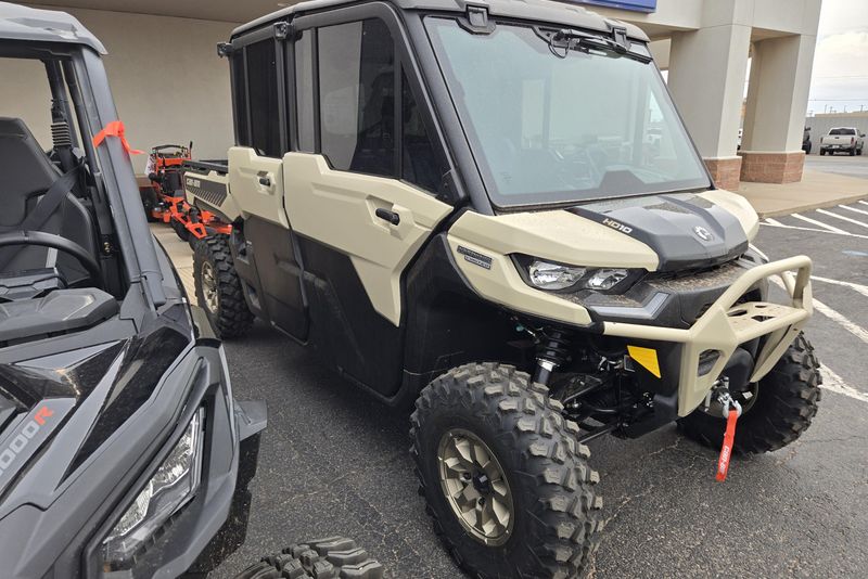 2025 CAN-AM DEFENDER MAX LIMITED CAB HD10 DESERT TAN AND STEALTH BLACK 