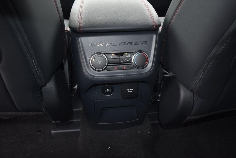 New 2025 Ford Explorer ST-LineImage 10
