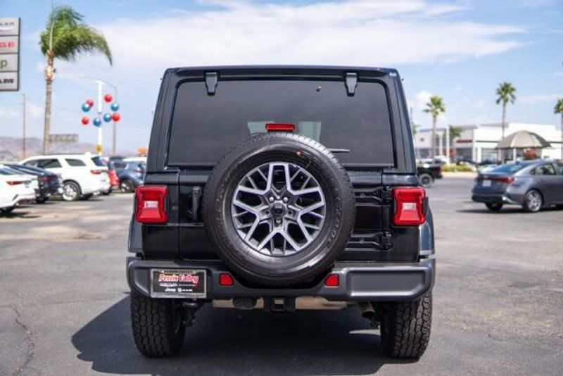 Used 2024 Jeep Wrangler SaharaImage 6