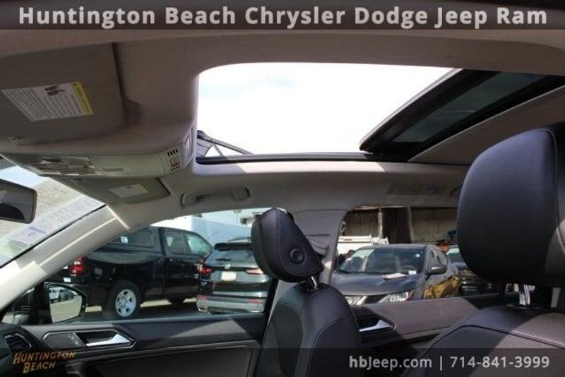 2018 Volkswagen Tiguan 2.0T SEImage 32