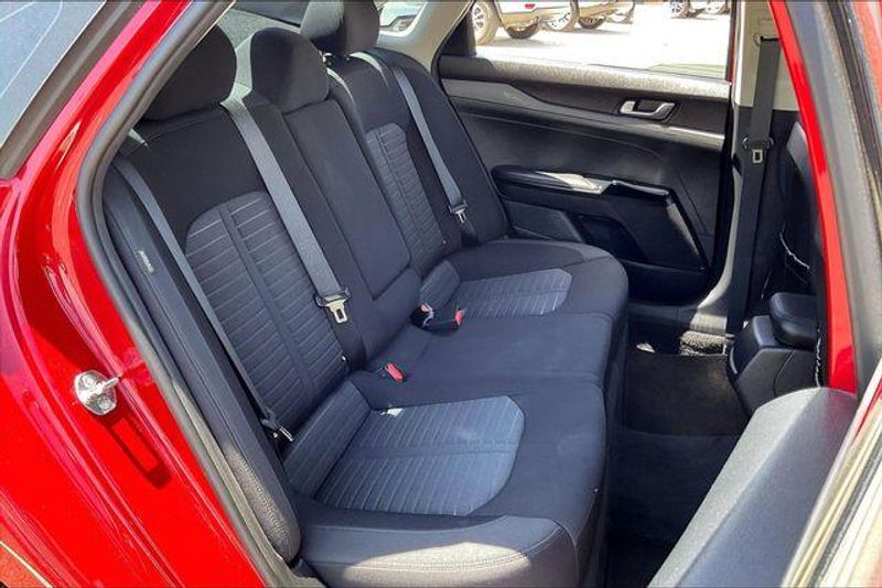 Used 2025 Kia K5 LXSImage 26