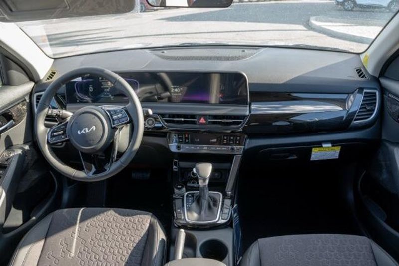 New 2026 Kia Seltos LXImage 15