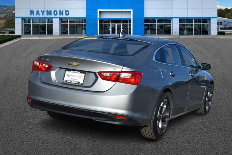 Used 2023 Chevrolet Malibu LTImage 4