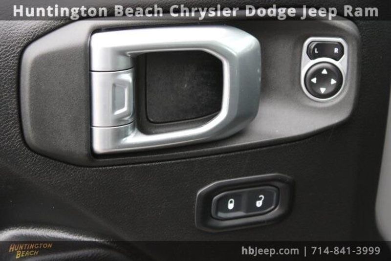 2021 Jeep Wrangler Unlimited IslanderImage 13