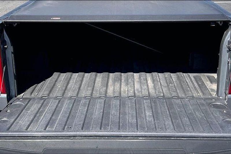 Used 2020 Chevrolet Silverado 1500 RSTImage 33