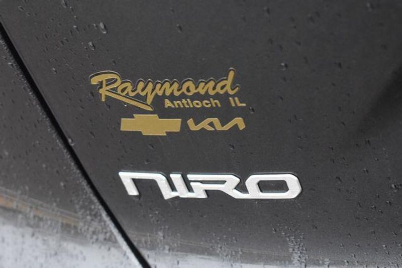 New 2025 Kia Niro EXImage 16