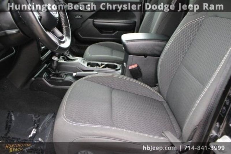 2021 Jeep Wrangler Unlimited Sport SImage 34