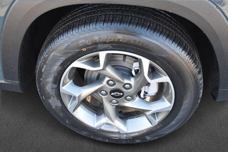 New 2026 Chevrolet Trax LTImage 12