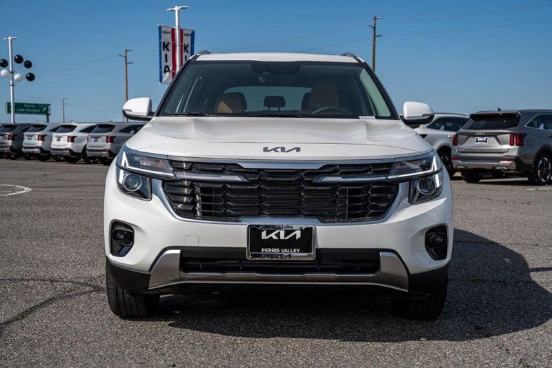 New 2026 Kia Seltos EXImage 2
