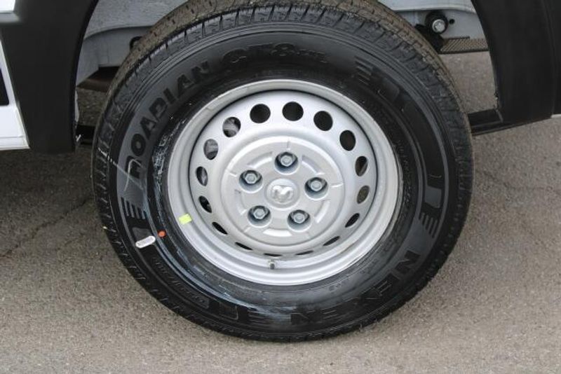 2025 RAM ProMaster 1500 Low Roof 118 WBImage 9