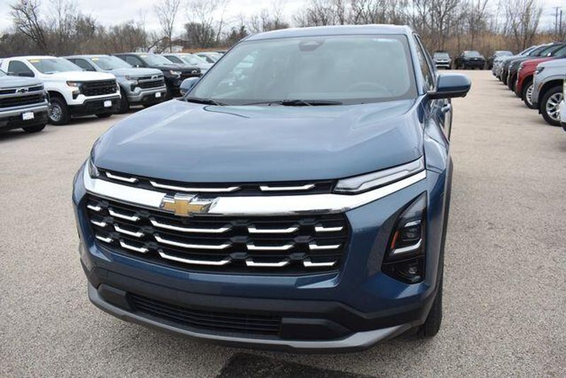 New 2026 Chevrolet Equinox LTImage 8