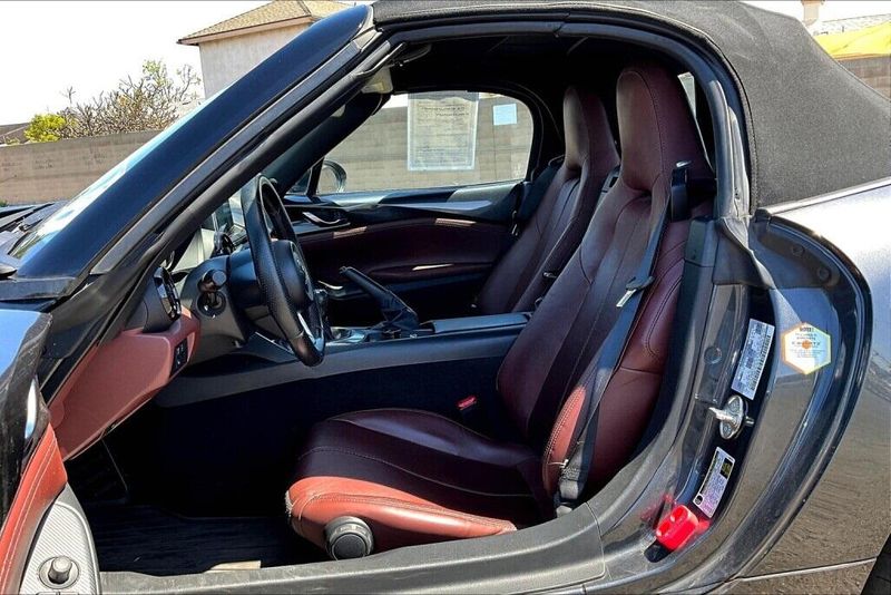 2017 Mazda Miata ClubImage 14