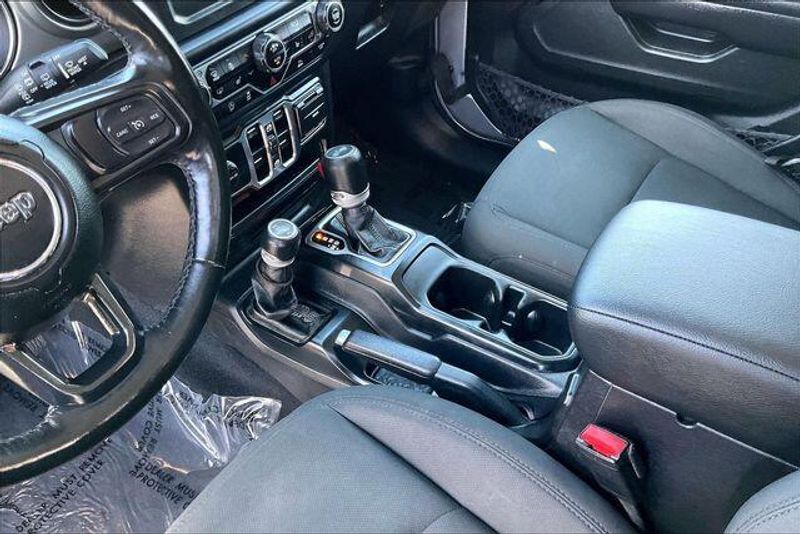 Used 2021 Jeep Wrangler Unlimited Sport SImage 17