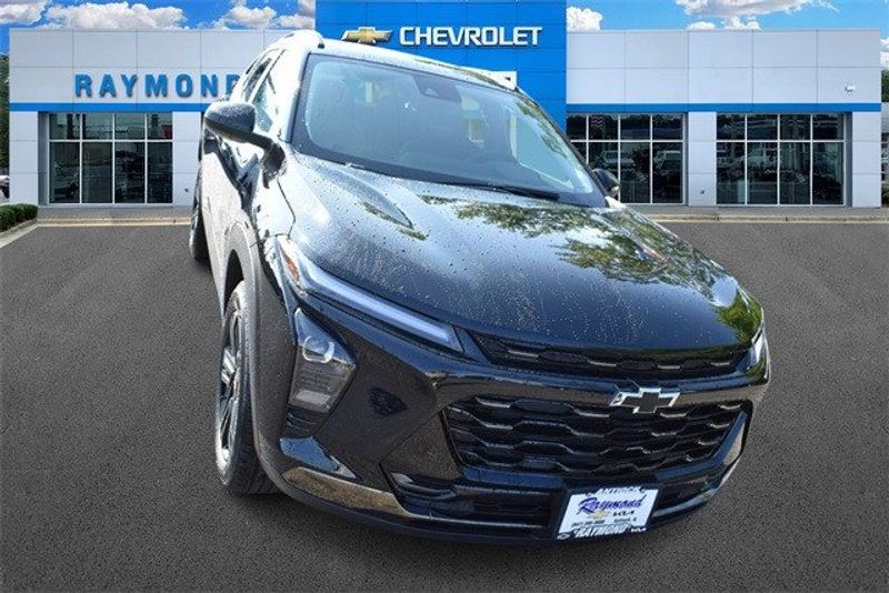 2025 Chevrolet Trax ActivImage 11