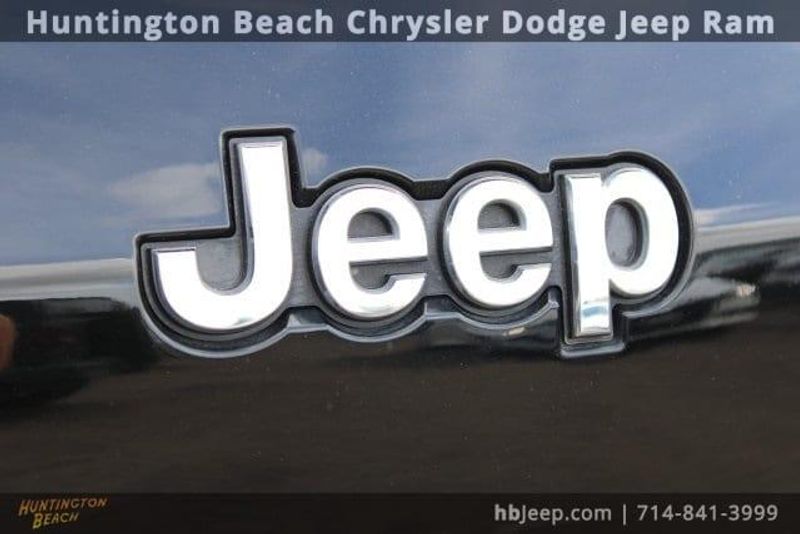 2021 Jeep Grand Cherokee L OverlandImage 7