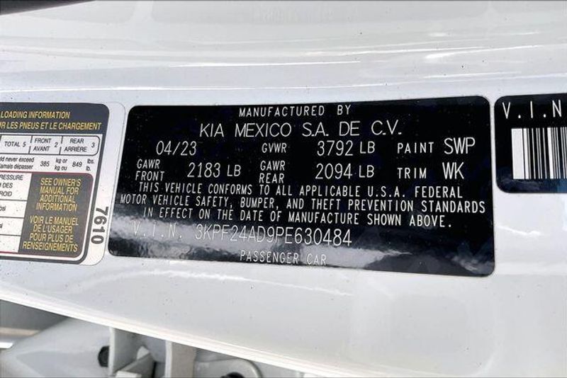Used 2023 Kia Forte LXSImage 33