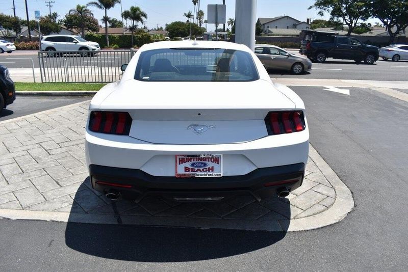 New 2025 Ford Mustang EcoBoostImage 6