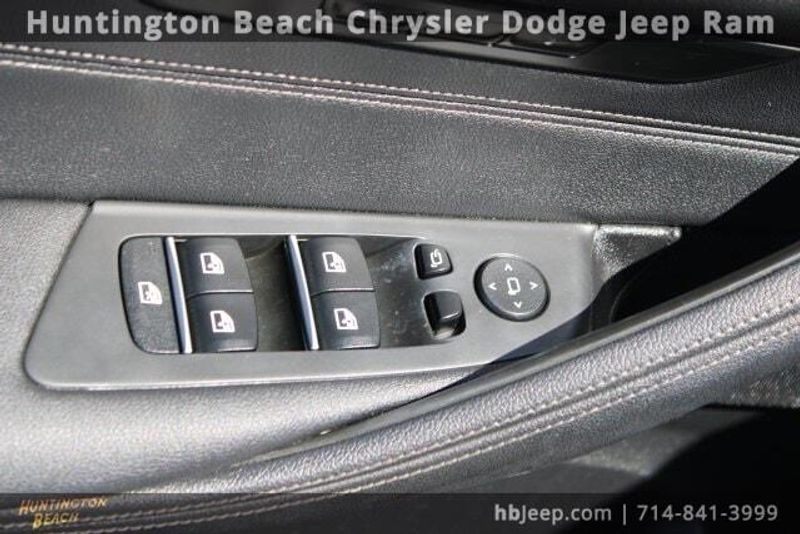 2023 BMW 5 Series 530e IperformanceImage 11