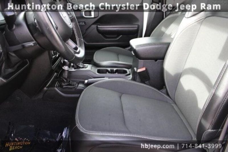 2021 Jeep Wrangler Unlimited Freedom EditionImage 35