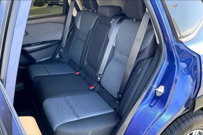 Used 2023 Nissan Rogue SVImage 25