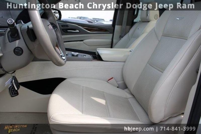 2023 Cadillac Escalade Sport PlatinumImage 39