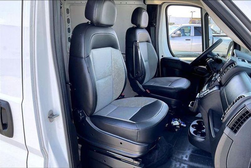 Used 2025 RAM ProMaster 2500 High RoofImage 6