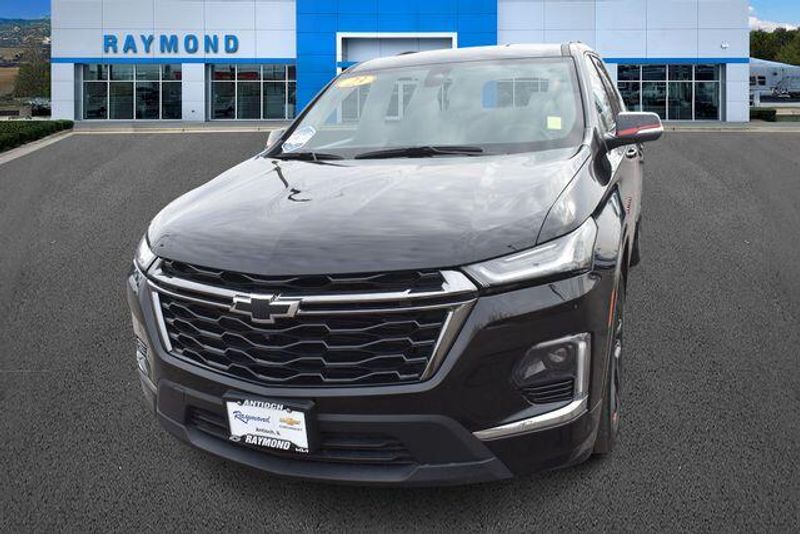 Used 2023 Chevrolet Traverse PremierImage 8