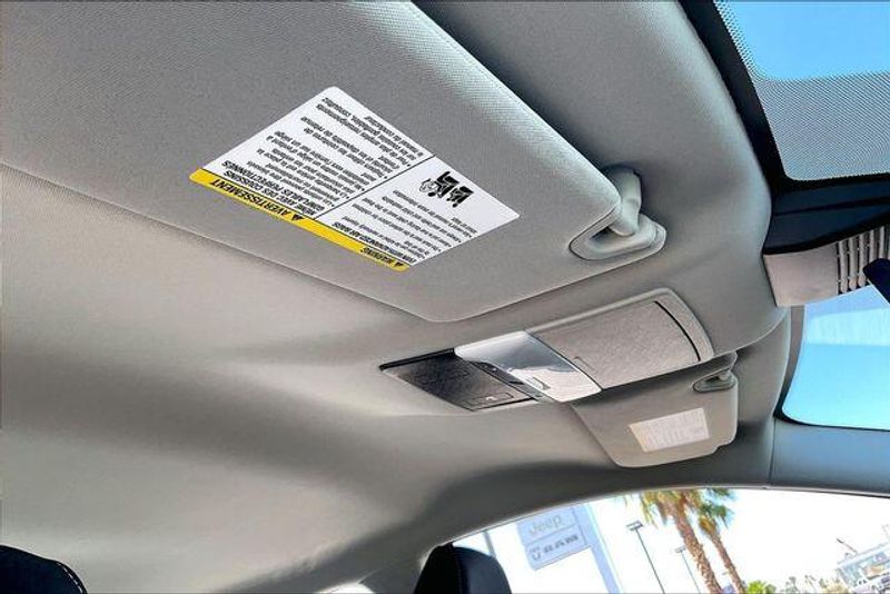 Used 2025 Nissan Altima 2.5 SVImage 29