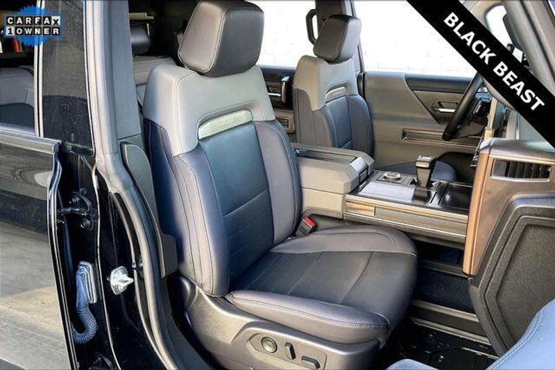Used 2025 GMC HUMMER EV SUV 2XImage 6