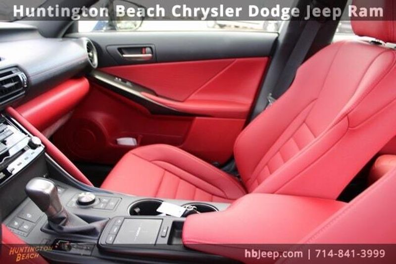 2025 Lexus IS 350 F SportImage 33