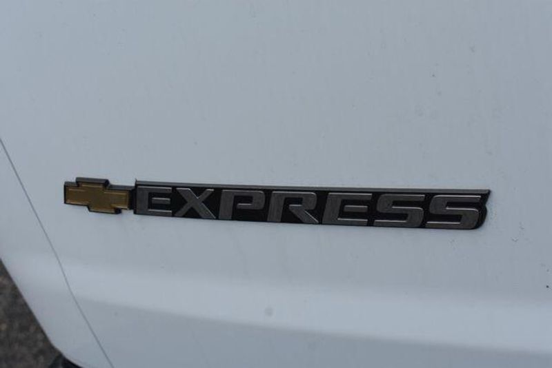 New 2025 Chevrolet Express 2500 Work VanImage 16