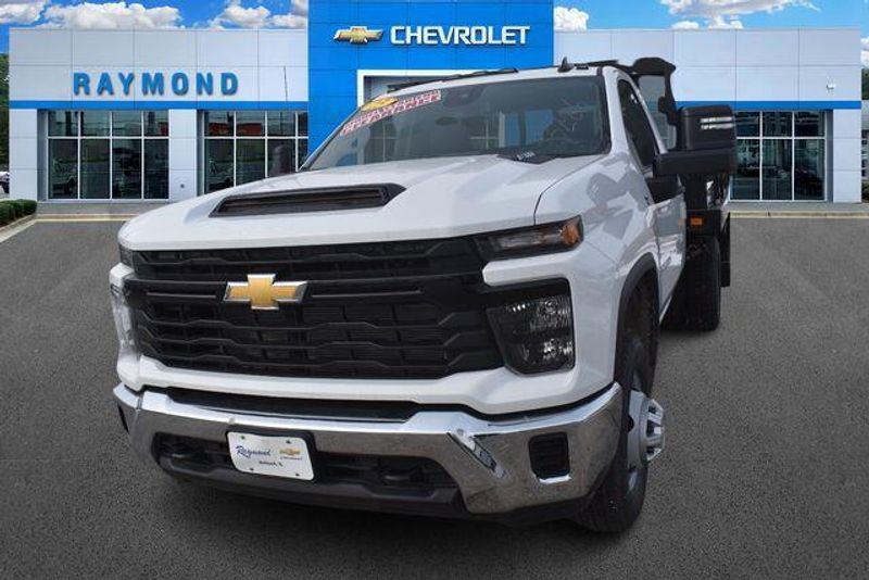 New 2026 Chevrolet Silverado 3500HD Work TruckImage 8