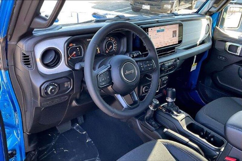 New 2027 Jeep Wrangler 4-door California EditionImage 6