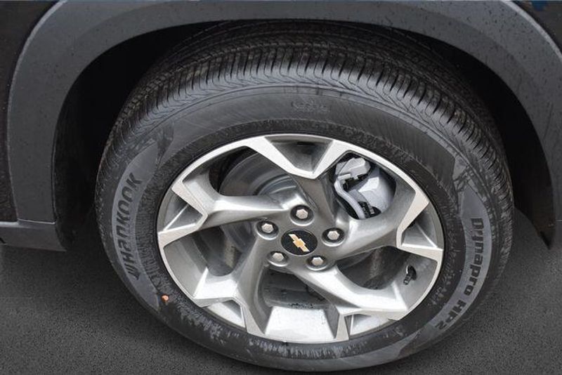 New 2026 Chevrolet Trax LTImage 12