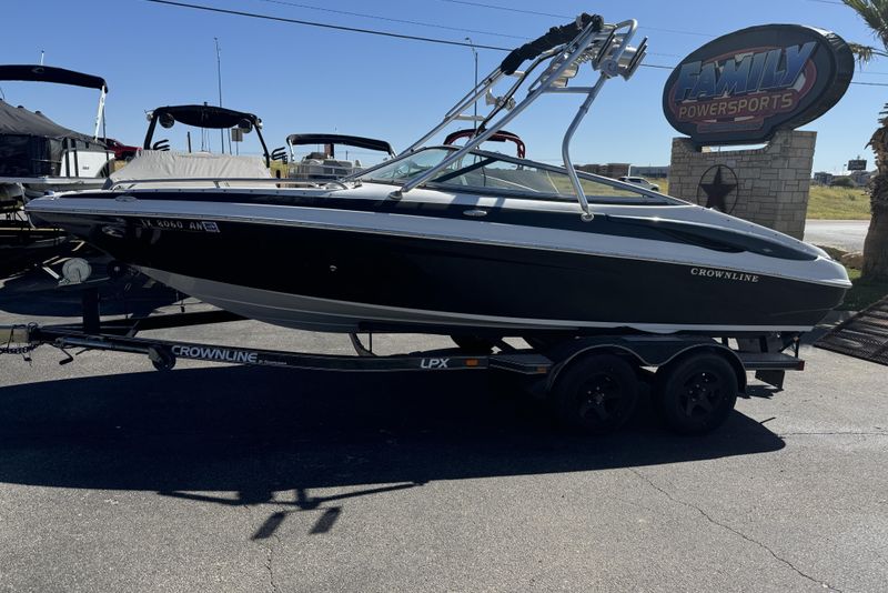 2008 CROWNLINE 21SS  Family PowerSports (877) 886-1997 familypowersports.com 