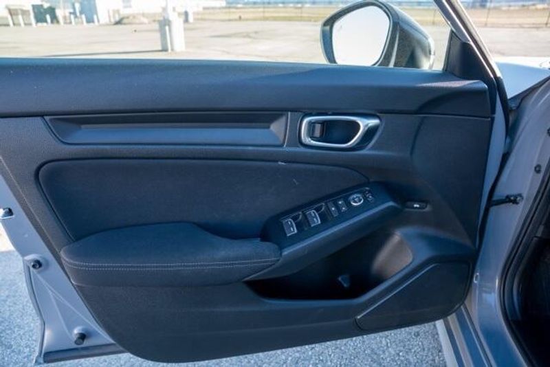 Used 2025 Honda Civic SportImage 11