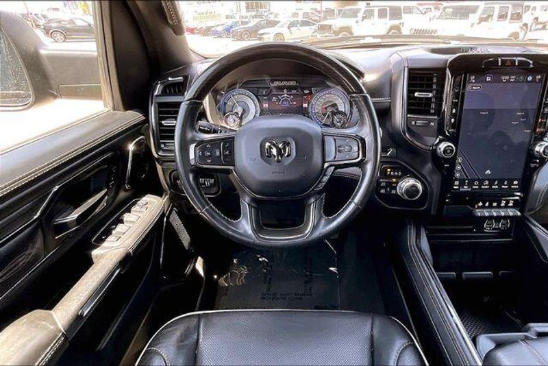 Used 2022 RAM 1500 LimitedImage 4