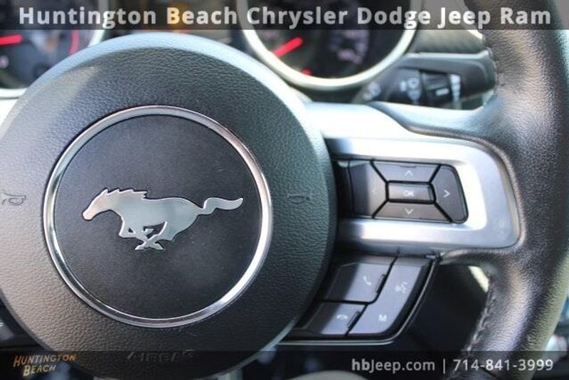 2022 Ford Mustang EcoboostImage 17