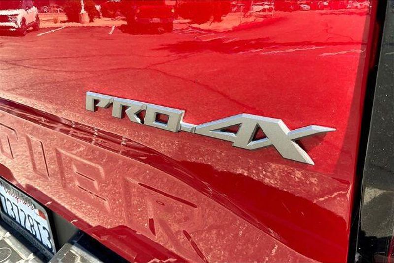 Used 2023 Nissan Frontier PRO-4XImage 7