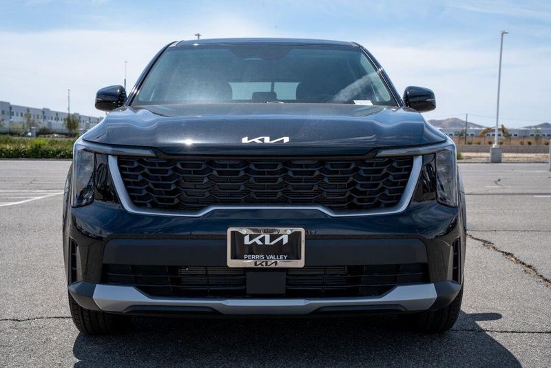 New 2026 Kia Sorento LXImage 2
