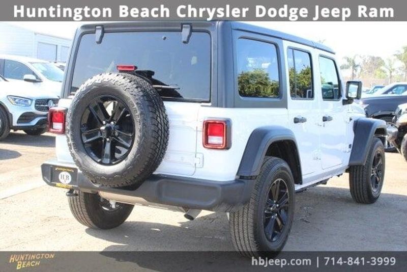 2022 Jeep Wrangler Unlimited Sport AltitudeImage 5