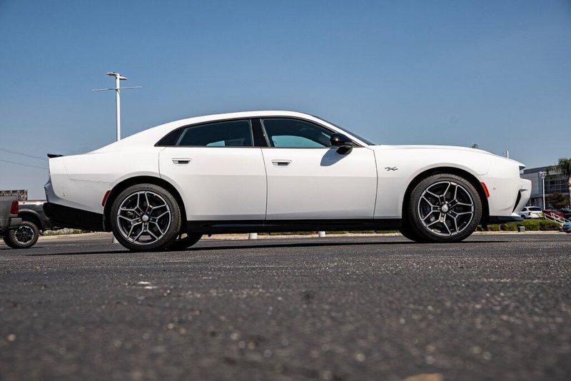 New 2026 Dodge Charger R/T PlusImage 8