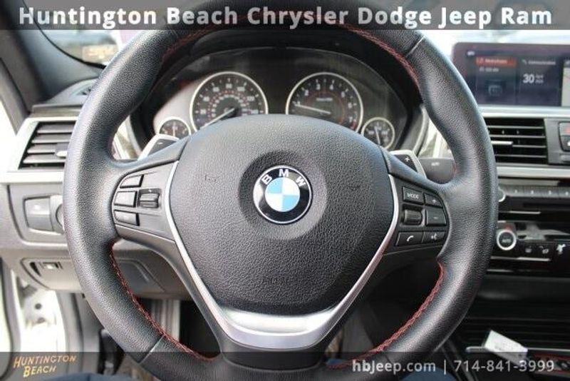 2018 BMW 3 Series 330e IperformanceImage 18