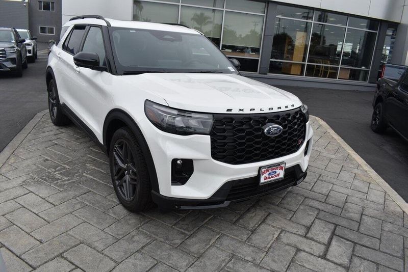 New 2025 Ford Explorer STImage 25