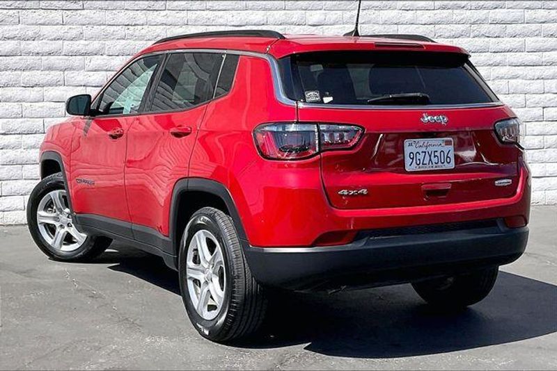 Used 2023 Jeep Compass LatitudeImage 10